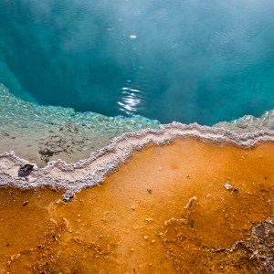 sandshore meets water in yellowstone